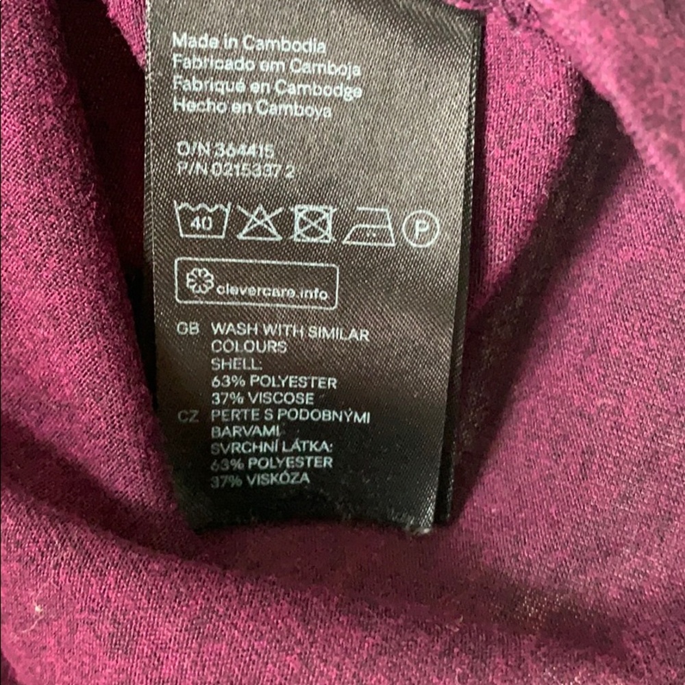 H&M Divided Basic Pocket Tee - Picture 5 of 6